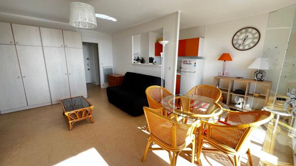 Appartement Royan 1 pièce rénové vue mer