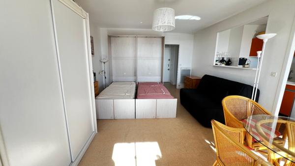 Appartement Royan 1 pièce rénové vue mer