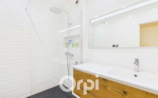 Appartement à vendre    4 pièces • 81 m2 Meudon