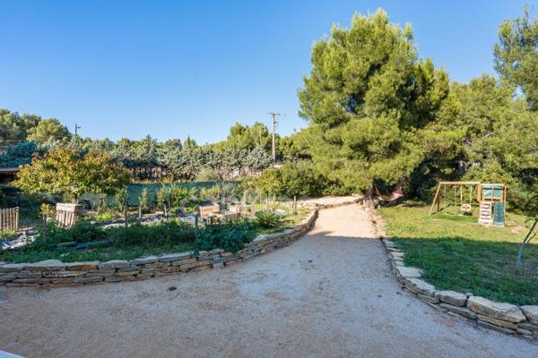 Maison à vendre 5 pièces LA CIOTAT (13) Terrain 3000 M2 Piscine,  Triple garage