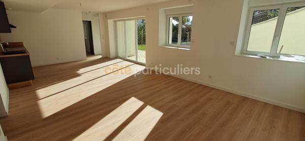 Location Appartement78,48 m² - 4 Pièces - BARAQUEVILLE (12160)