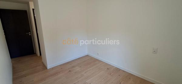 Location Appartement78,48 m² - 4 Pièces - BARAQUEVILLE (12160)