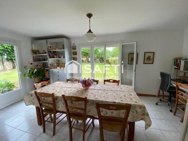 Maison de village sur un terrain clos de 1071 m²
