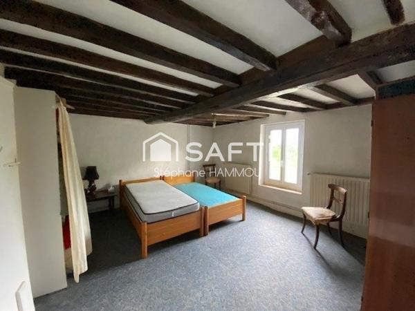 Maison de village sur un terrain clos de 1071 m²