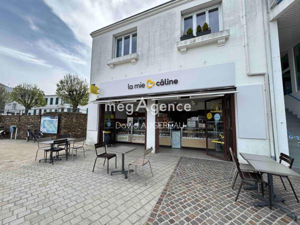 Local Commercial à L' ILE-D'YEU, 85350 - 4 pièces 217m²