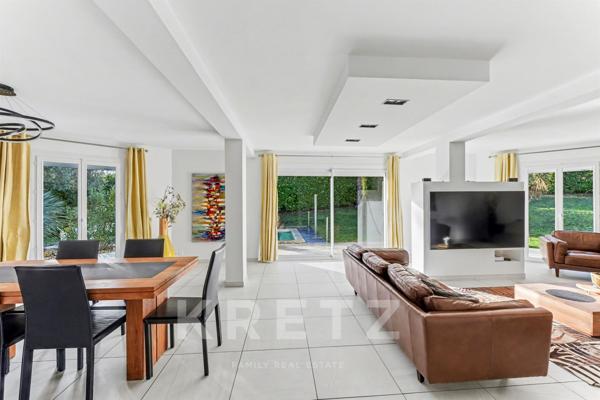 Maison d’architecte 220m2, terrain 1100m2, aux portes de Toulouse