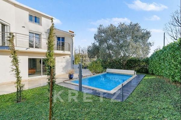 Maison d’architecte 220m2, terrain 1100m2, aux portes de Toulouse