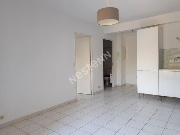 T2 + PARKING PRIVE - VIEUX VILLAGE VITROLLES