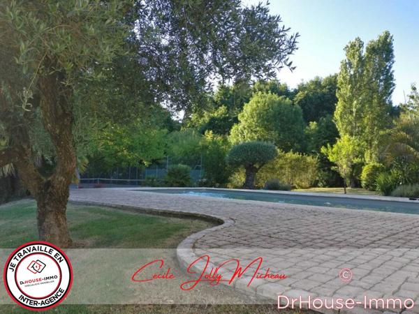 Maison à vendre 8 pièces de 245 m²