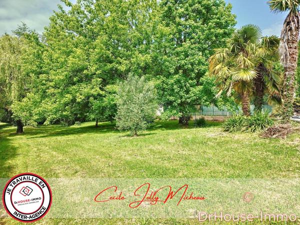 Maison à vendre 8 pièces de 245 m²