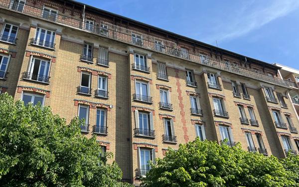 Appartement à vendre    2 pièces • 33,58 m2 Montreuil