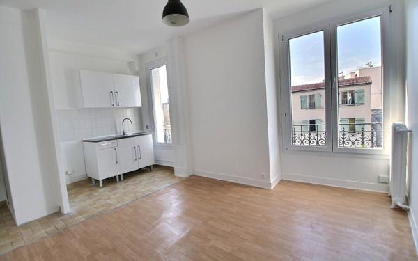 Appartement à vendre    2 pièces • 33,58 m2 Montreuil