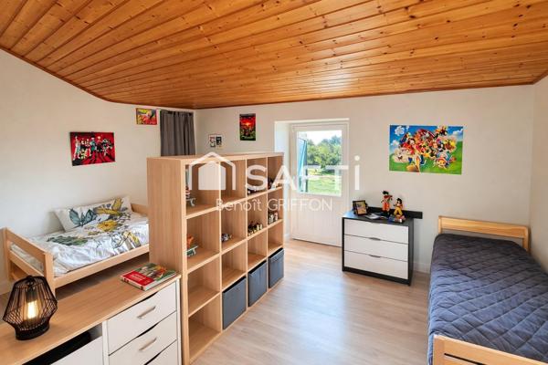 Maison de charme avec dépendances et grand terrain