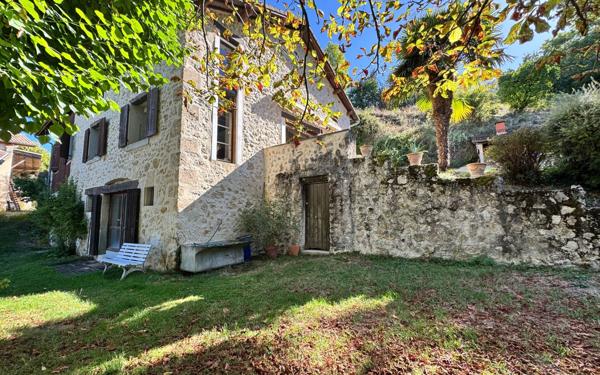 Maison à vendre    5 pièces •  Saint-Jean-en-Royans