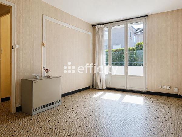 Appartement
         2 pièces
        - 37 m² Exclusivité 72 500 € *