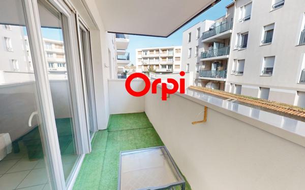 Appartement à vendre    2 pièces • 41 m2 Vaulx-en-Velin
