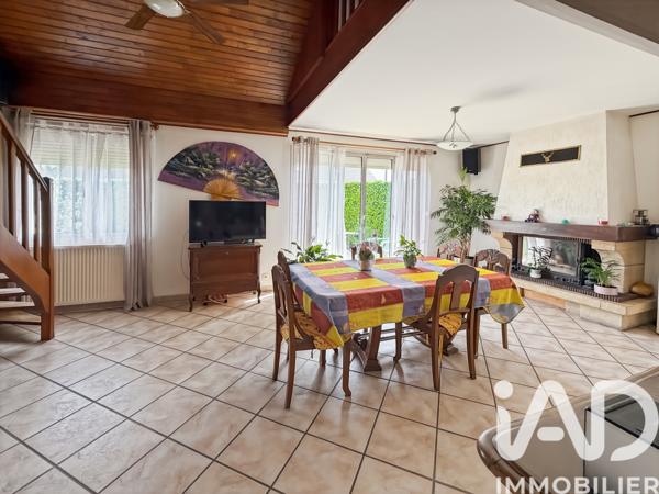 Maison à vendre 7 pièces 106 m² Chelles
