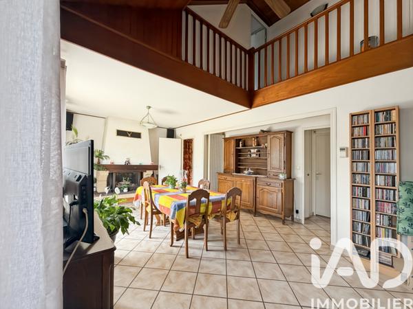 Maison à vendre 7 pièces 106 m² Chelles