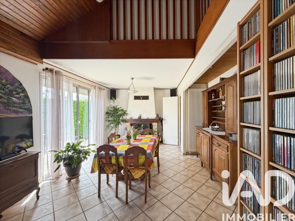 Maison à vendre 7 pièces 106 m² Chelles