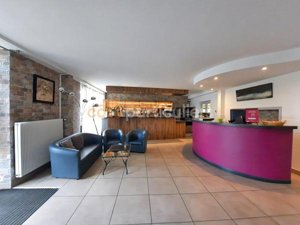 Vente
                Fonds de commerce253 m² - PARCEY (39100)