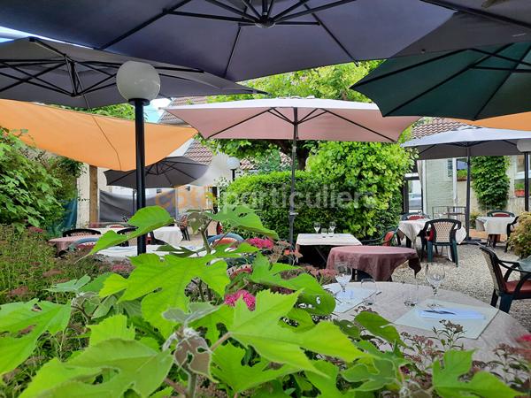 Vente
                Fonds de commerce253 m² - PARCEY (39100)