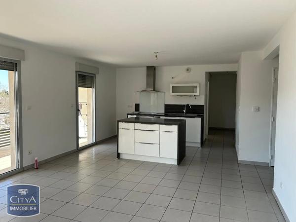 Appartement à louer 4 pièces 79.14m² Orange (84100)