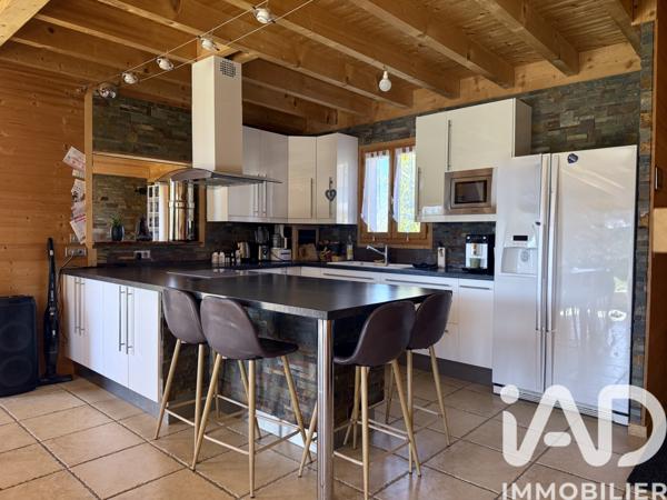 Maison à vendre 6 pièces 142 m² La Roche-sur-Foron