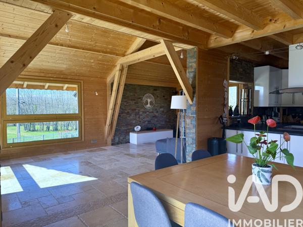 Maison à vendre 6 pièces 142 m² La Roche-sur-Foron