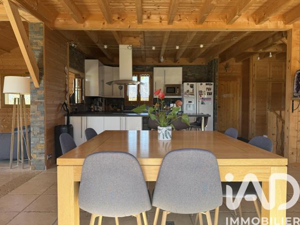 Maison à vendre 6 pièces 142 m² La Roche-sur-Foron