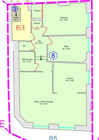 SAINT JUST MALMONT 43240 en plein centre du village Immeuble en pierres de quatre niveaux édifiés sur caves un fond de commerces et trois appartements