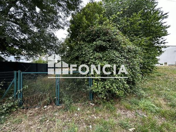 À vendre Terrain 691 m² - La Ferrière 85280