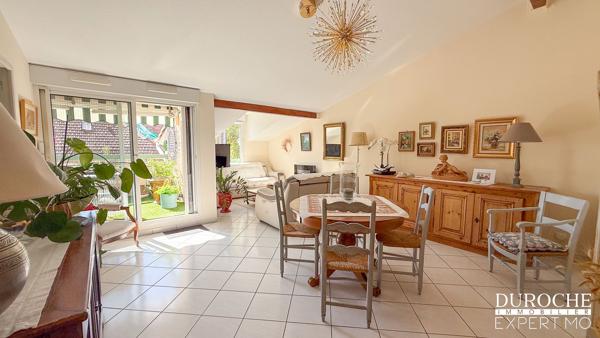 Orange - Appartement dernier étage 92 m² avec terrasse, parking et cave – 3 chambres