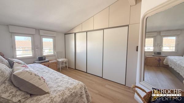 Orange - Appartement dernier étage 92 m² avec terrasse, parking et cave – 3 chambres