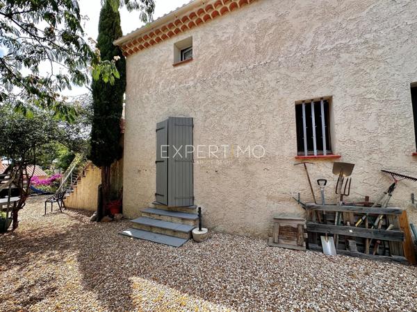 Carqueiranne (83320) Maison proche de toutes les commodités