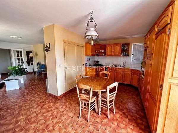 Carqueiranne (83320) Maison proche de toutes les commodités