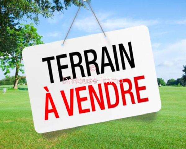 Terrain à vendre de 680 m²