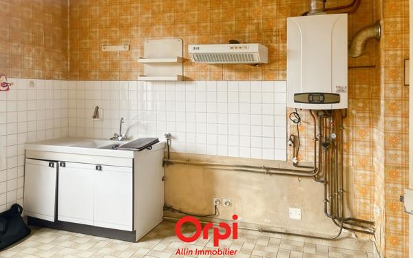 Maison à vendre    4 pièces •  Cosne-d'Allier