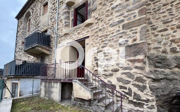 Maison à vendre    2 pièces •  Saint-Chamond