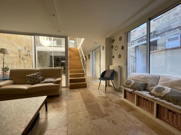 Une maison intimiste en plein coeur de St Seurin