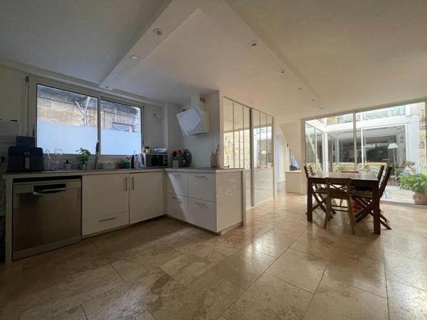 Une maison intimiste en plein coeur de St Seurin