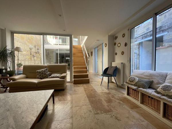 Une maison intimiste en plein coeur de St Seurin