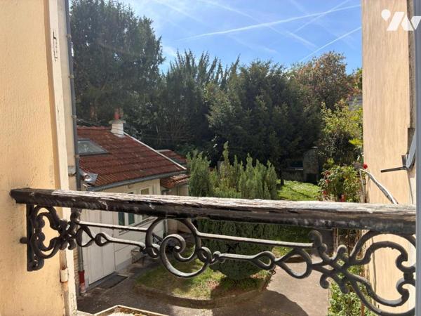 Appartement avec jardin privatif.