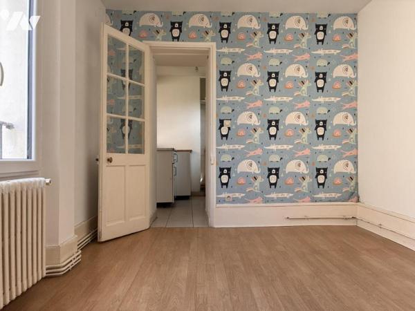 Appartement avec jardin privatif.