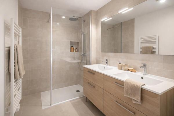 MARSEILLE 6E Duplex 6 pièces 130 m2