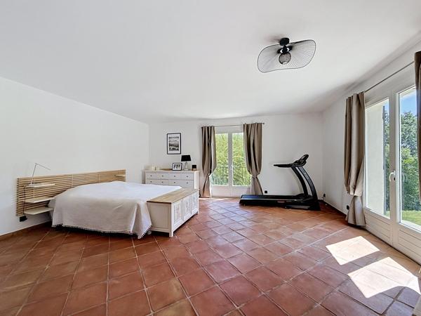 Magnifique maison sur plus de 5000m2 avec piscine