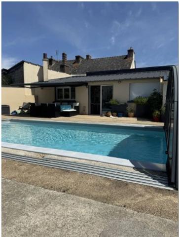 Fonds de commerce à vendre proche de CARHAIX PLOUGUER (29)