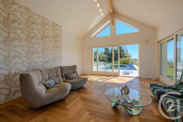 Maison à vendre  6 pièces - 198,37 m 2   SCIEZ  - 74