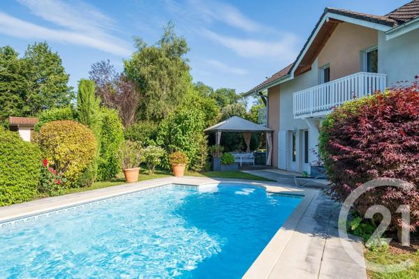 Maison à vendre  6 pièces - 198,37 m 2   SCIEZ  - 74