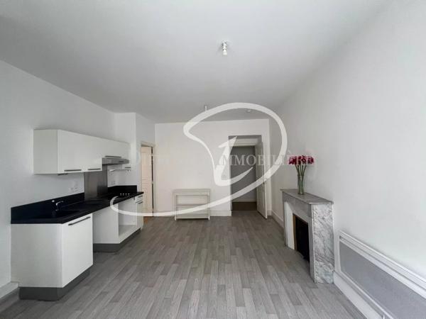 Appartement  - 2 pièces  - 41.95 m² -  305 000 € - À vendre