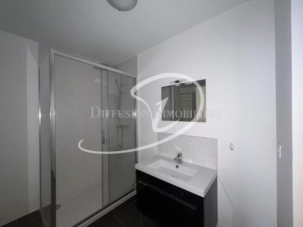 Appartement  - 2 pièces  - 41.95 m² -  305 000 € - À vendre
